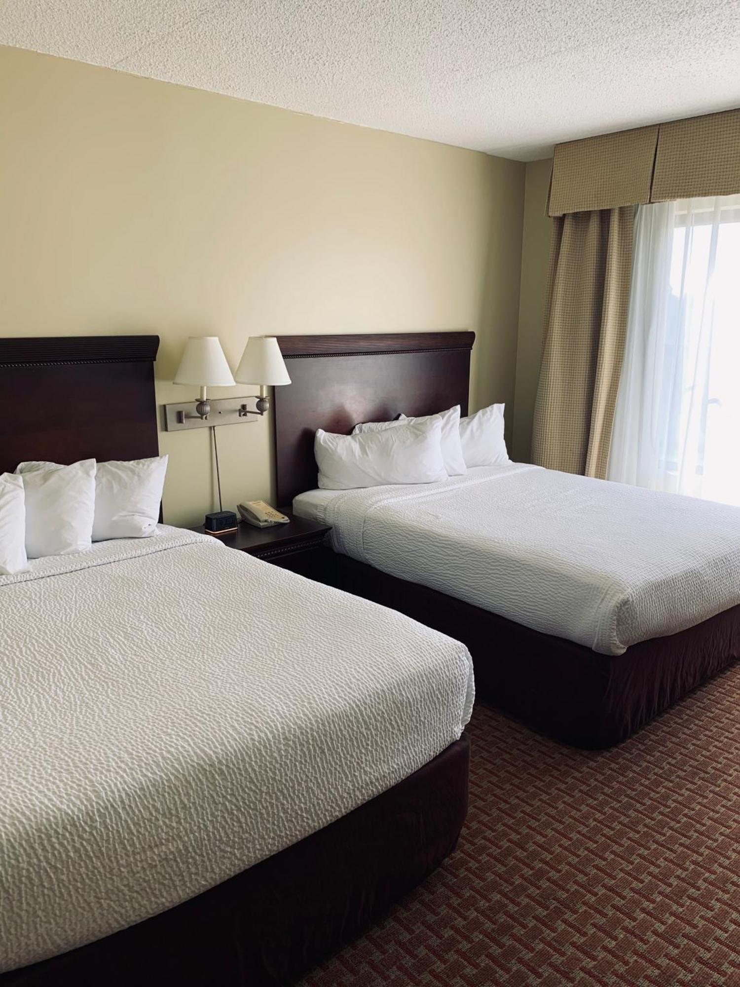 Euro-Suites Hotel Morgantown Esterno foto